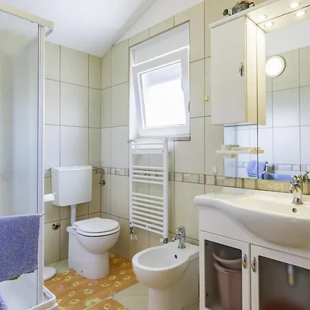Apartment Bozica House With *