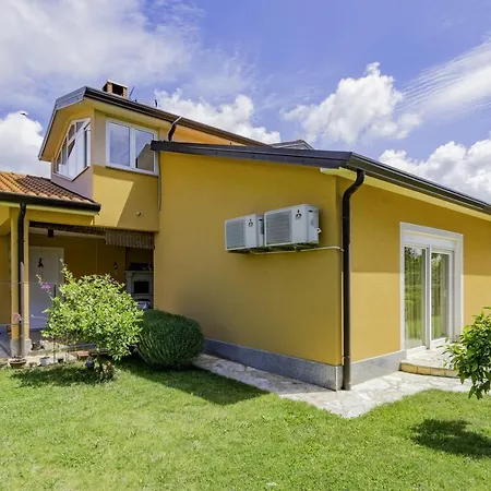 Bozica House With Umag
