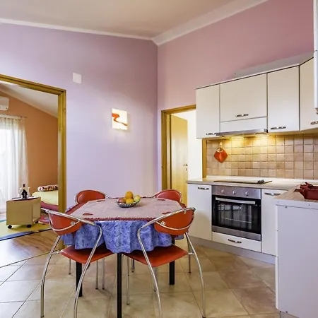 Apartment Bozica House With *