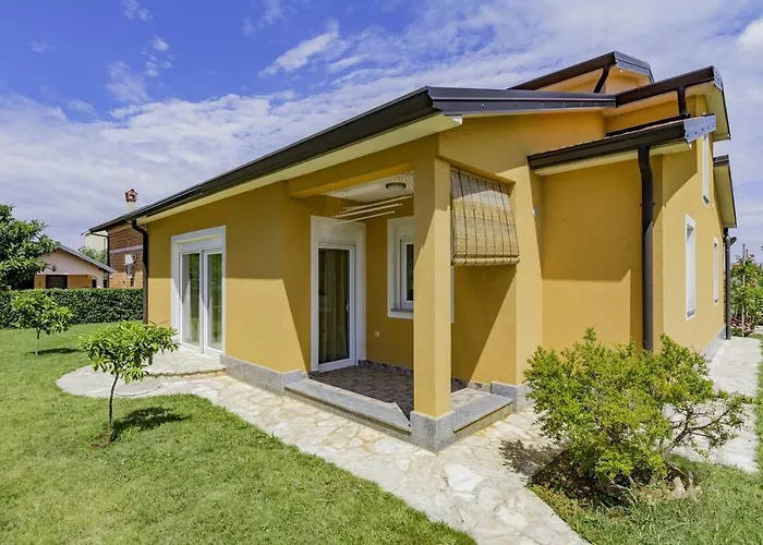 Bozica House With Lägenhet *