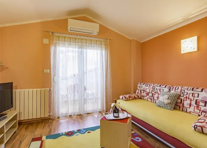 Bozica House With דירה אומאג