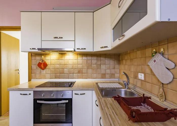 Bozica House With דירה