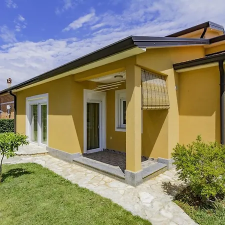 Bozica House With Apartament *