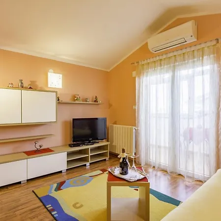 Bozica House With Daire Umag